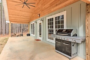 House (2 Bedrooms) | Interior