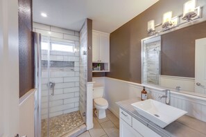 Casa (4 Bedrooms) | Banheiro | Chuveiro 