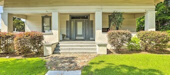 Quaint Leeds Studio w/ Yard ~ 18 Mi to Birmingham!