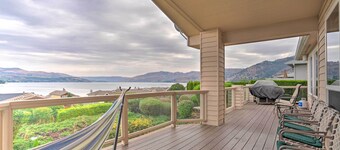 Manson Villa w/ Hot Tub ~ 1 Mi to Wineries!