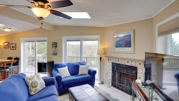 House (2 Bedrooms) | Front of property