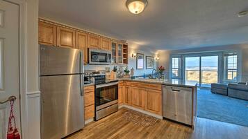 Apartment (1 Bedroom) | Interior