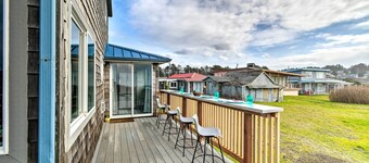 Coastal Retreat: Deck, Ocean Views + Walk to Beach