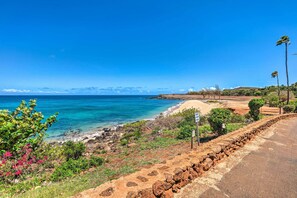 Apartment (1 Bedroom) | Interior - Pool Access, Walk to Kepuhi Beach: Tranquil Escape (Maunaloa)