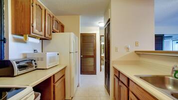 Apartment (1 Bedroom) | Interior