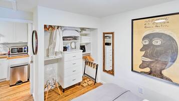 Cottage (2 Bedrooms) | Interior