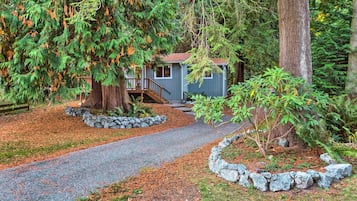 Cottage (2 Bedrooms) | Interior