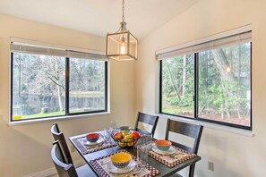 House (3 Bedrooms) | Interior - Quiet Lakefront Olympia Home w/ Dock on Half Acre (Olympia)