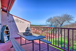 Apartment (2 Bedrooms) | Interior - Canyon Lake Vacation Rental w/ Lake Views (Canyon Lake)