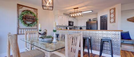 Apartment (2 Bedrooms) | Front of property