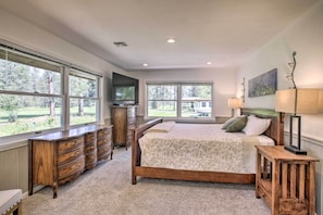 House (3 Bedrooms) | 3 bedrooms, bed sheets