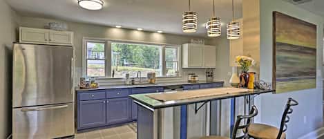 House (3 Bedrooms) | Interior