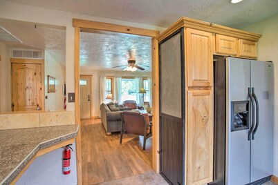 Well-appointed Fruita Townhome: Hike & Bike Nearby