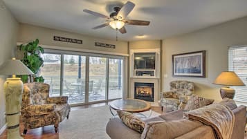 Apartemen (1 Bedroom) | Bagian depan properti