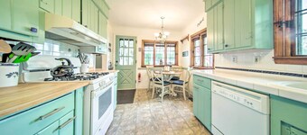 Private Waterfront Lake Erie Home w/ BBQ Patio