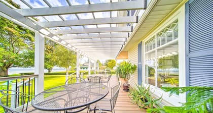 Private Waterfront Lake Erie Home w/ BBQ Patio