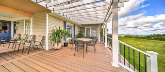 Private Waterfront Lake Erie Home w/ BBQ Patio