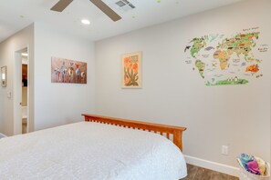 House (3 Bedrooms) | Interior - 226242 3 BR Oasis w/ Hot Tub By Golf & Coachella! (La Quinta)