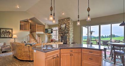 On-site Hiking Access: Mtn-view Conifer Cabin