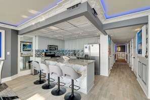 Apartment (3 Bedrooms) | Interior - Luxury Panama City Beach Condo w/ Boat Slip! (Panama City Beach)