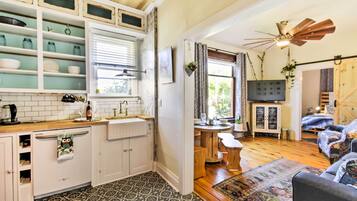 Apartment (1 Bedroom) | Interior