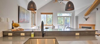 Riverfront Silverthorne Condo Near Skiing!