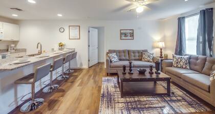 Pet-friendly Labelle Apt, Close to River!