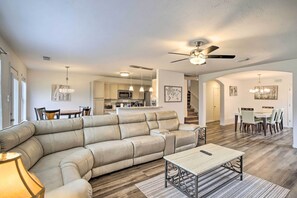 House (3 Bedrooms) | Interior