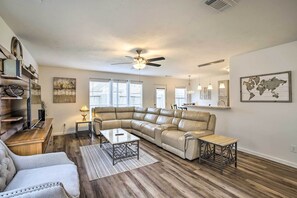 House (3 Bedrooms) | Interior