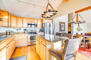 House (4 Bedrooms) | Interior - 24str-00018 Fairplay Home: Mtn View, Deck & Grill (Fairplay)