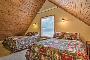 House (4 Bedrooms) | Interior - Scenic Hill City Cabin: Hiking & ATV Trail Access (Hill City)