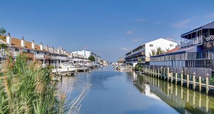 Steps to Ocean City Beach: Condo w/ Pool & Views