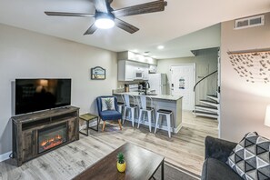 Apartment (1 Bedroom) | Interior - Steps to Ocean City Beach: Condo w/ Pool & Views (Ocean City)