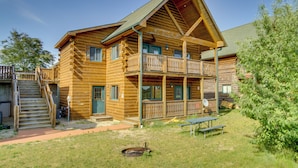 House (2 Bedrooms) | Interior - Three Bears Resort Adventure Base w/ Lake Access (Warrens)