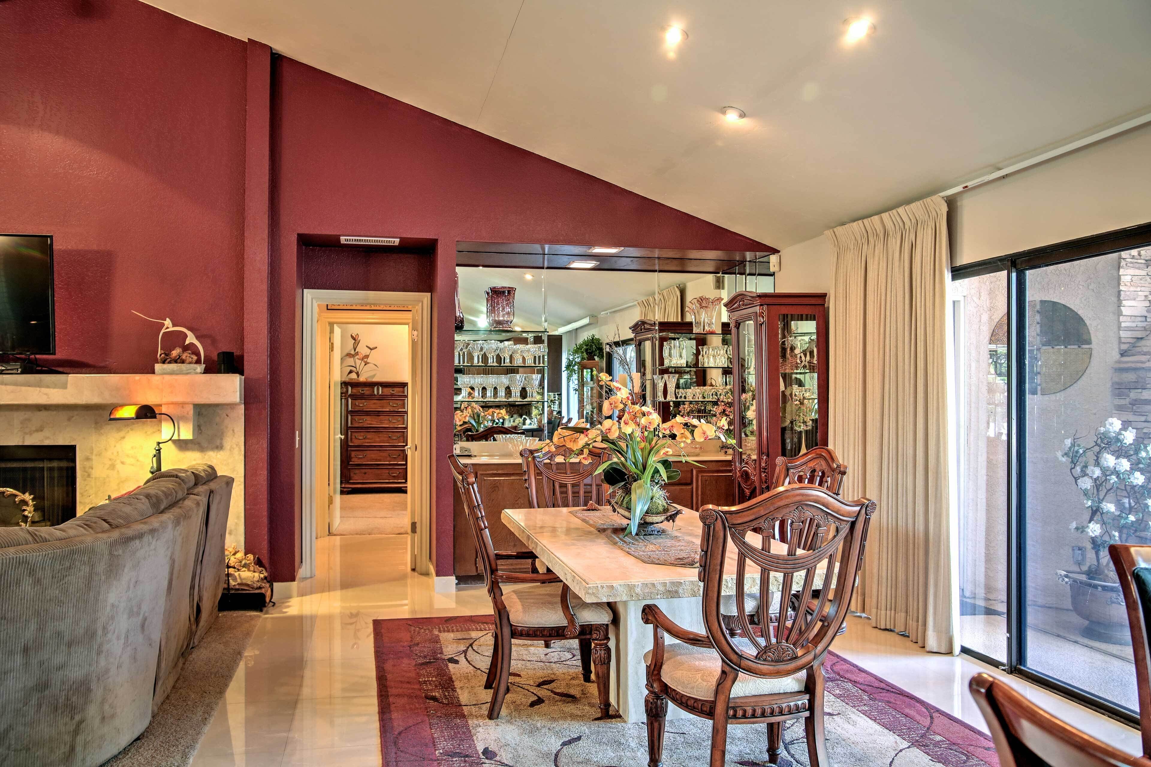 House (4 Bedrooms) | Interior