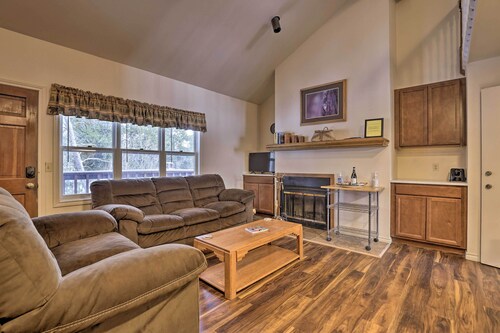 Fireplace & Stream Access: Cozy Grand Lake Retreat