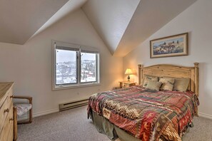 Interior - Fireplace & Stream Access: Cozy Grand Lake Retreat (Grand Lake)