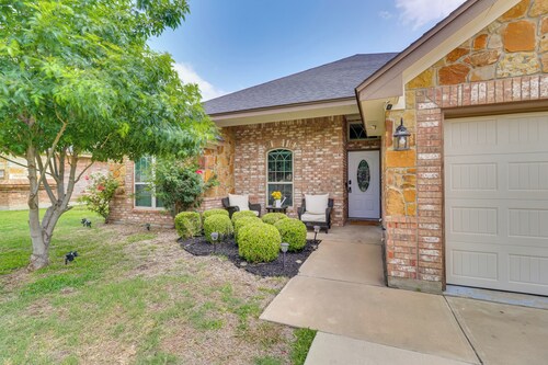 Unwind Fireside! Harker Family Retreat w/ Yard
