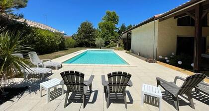 Villa de vacances / Piscine, lac, forĂȘt