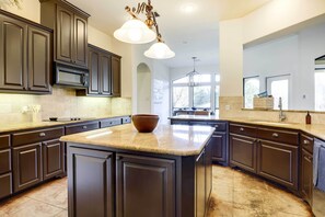 Private kitchen - Stylish Home w/ Hot Tub ~ 4 Mi to Canyon Lake (Canyon Lake)