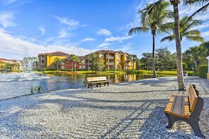 Apartment (2 Bedrooms) | Interior - Airy Fort Myers Condo ~ 4 Mi to Beach! (Fort Myers)