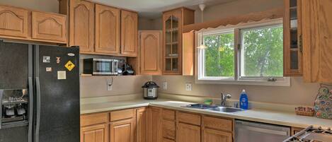 Apartment (3 Bedrooms) | Front of property