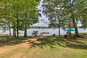 House (6 Bedrooms) | Interior