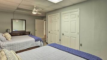 House (6 Bedrooms) | Interior