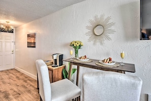 Apartment (0 Bedroom) | Interior - Oceanfront, Fourth-floor Condo on Daytona Beach! (Daytona Beach Shores)