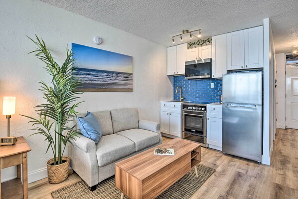 Apartment (0 Bedroom) | Interior