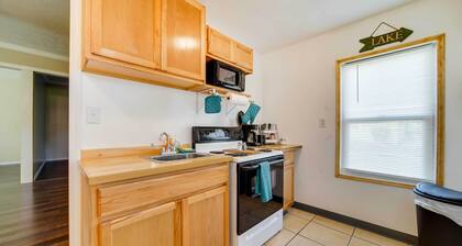Geneva Cottage w/ Patio - Walk to Park, Lake Erie!