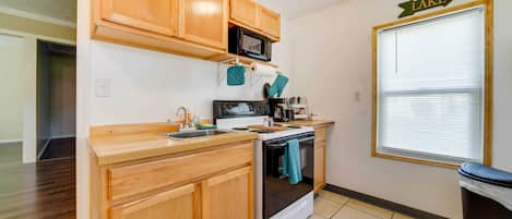 Cottage (2 Bedrooms) | Interior