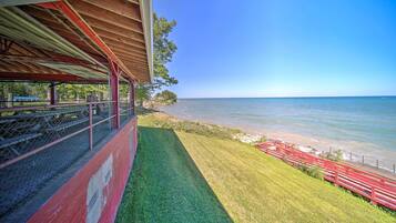 Cottage (2 Bedrooms) | Interior