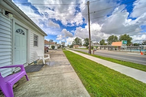 Cottage (2 Bedrooms) | Interior - Geneva Cottage w/ Patio - Walk to Park, Lake Erie! (Geneva)